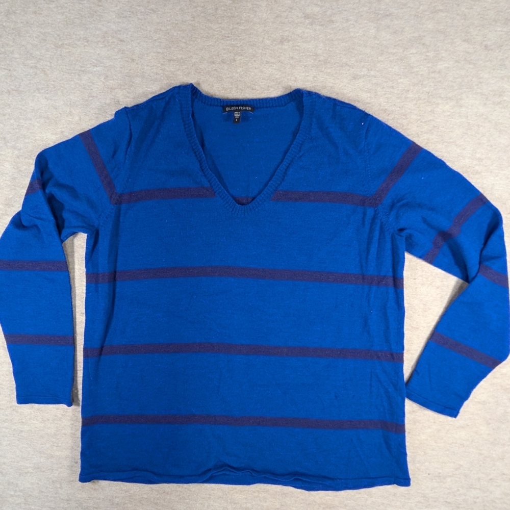 100% Merino Wool Elieen Fisher V Neck Royal Blue & Navy Stripped Sweater Large